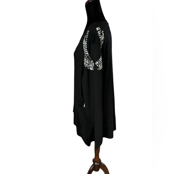 Melissa McCarthy Black rhinestone Shoulder Sweatshirt with pockets NWT - Picture 3 of 11